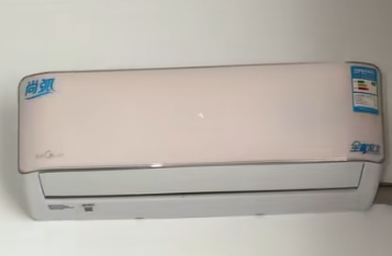 杏花邨住戶查詢 —— 遇上颱風天，為何銅管穿牆位會滲水入屋？